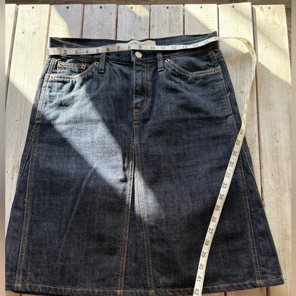 GAP Dark Wash Denim A-Line Skirt Cotton Mid Rise Classic Size 8